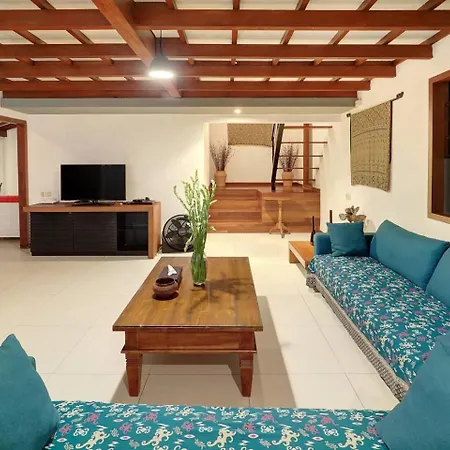 Super Value 4 Bedroom, Walk To Bintang Supermarket-2